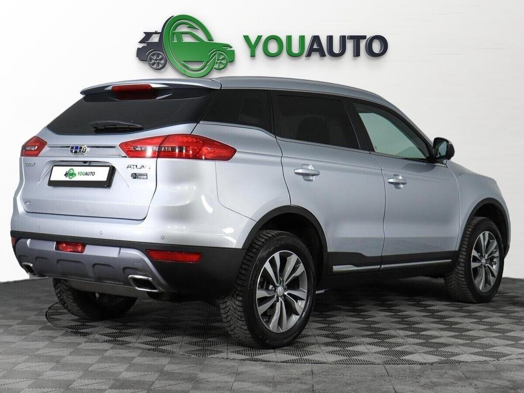 Geely Atlas 2019, серебряный