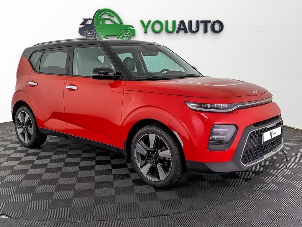 Kia Soul 2022, красный