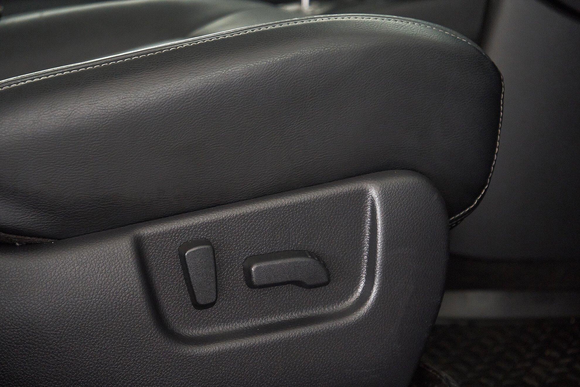 Nissan X-Trail 2013, черный