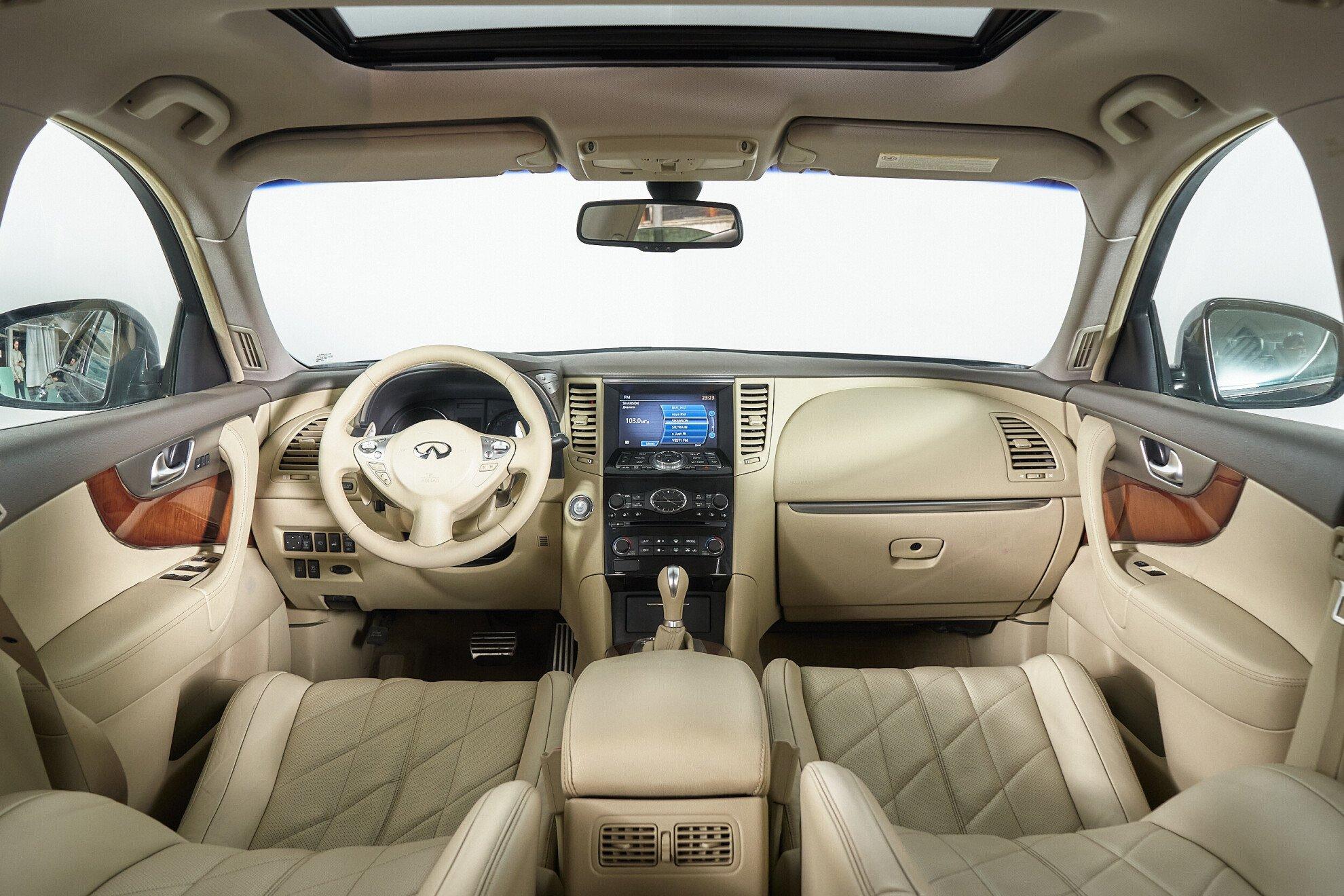 Infiniti FX 2013, черный