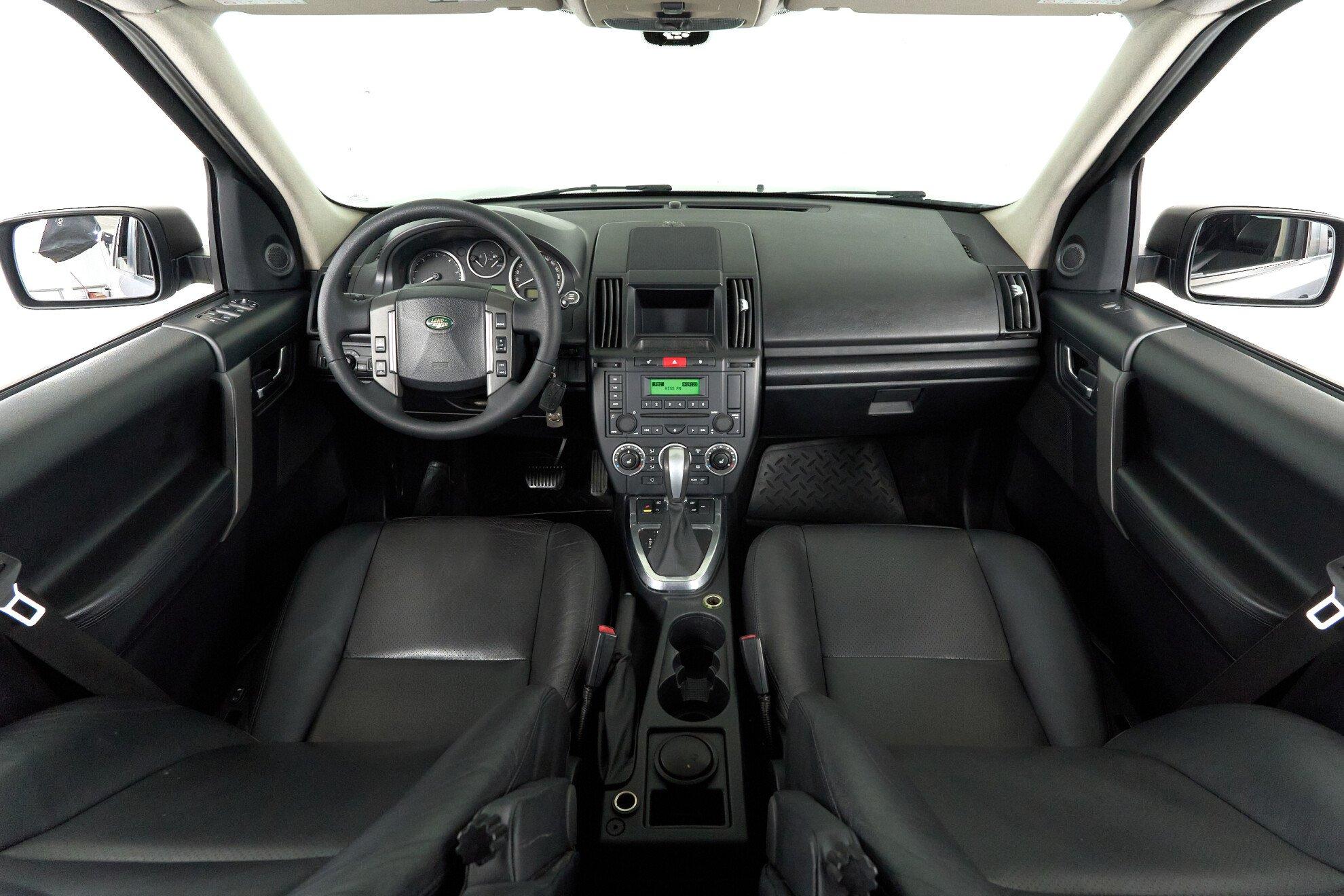 Land Rover Freelander 2009, серый