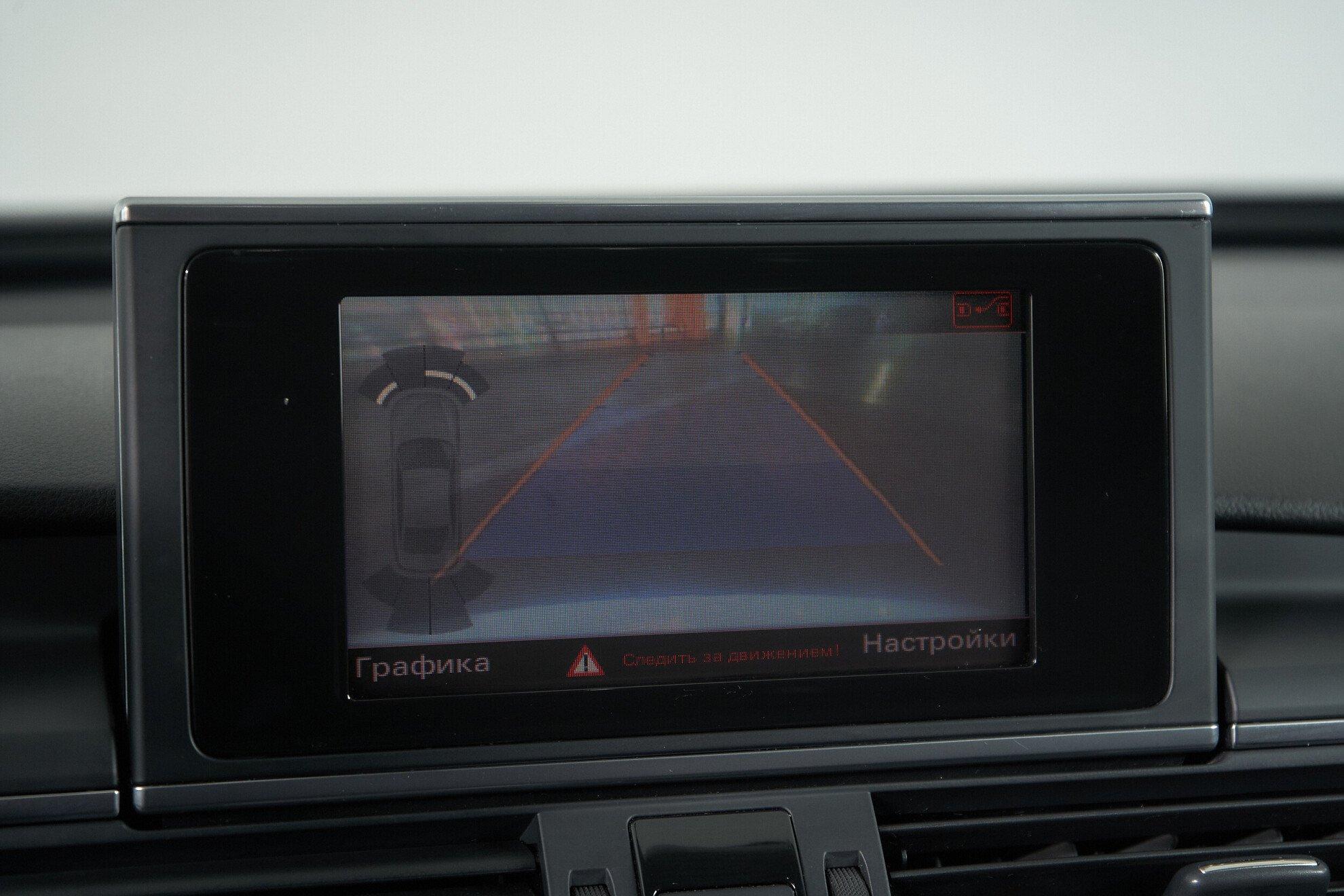 Audi A6 2012, белый