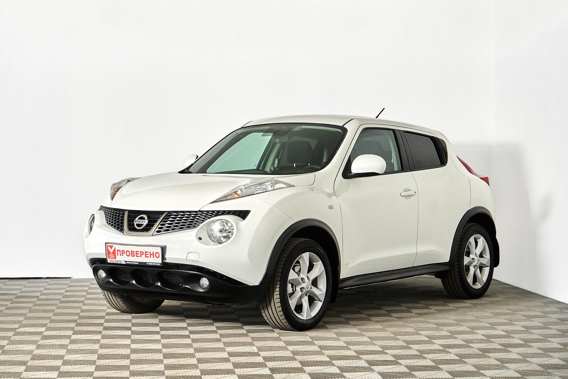 Nissan Juke 2012, белый