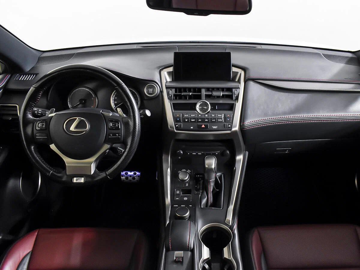Lexus NX 2016, белый