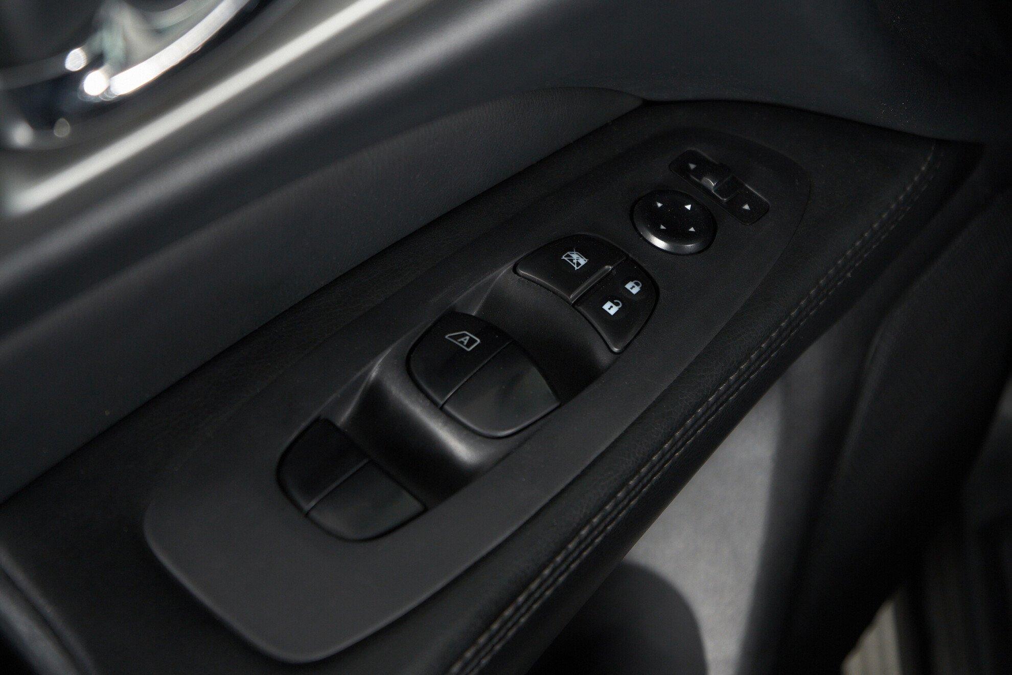 Nissan Pathfinder 2014, серый