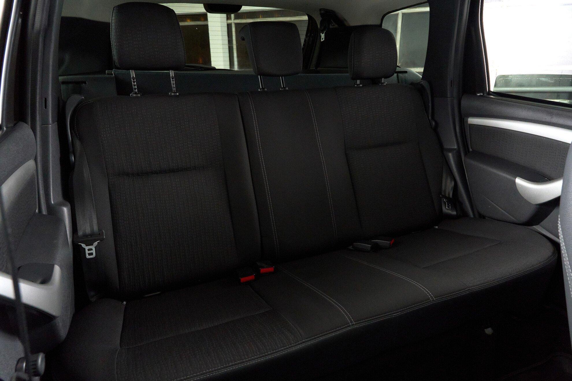 Nissan Terrano 2015, черный