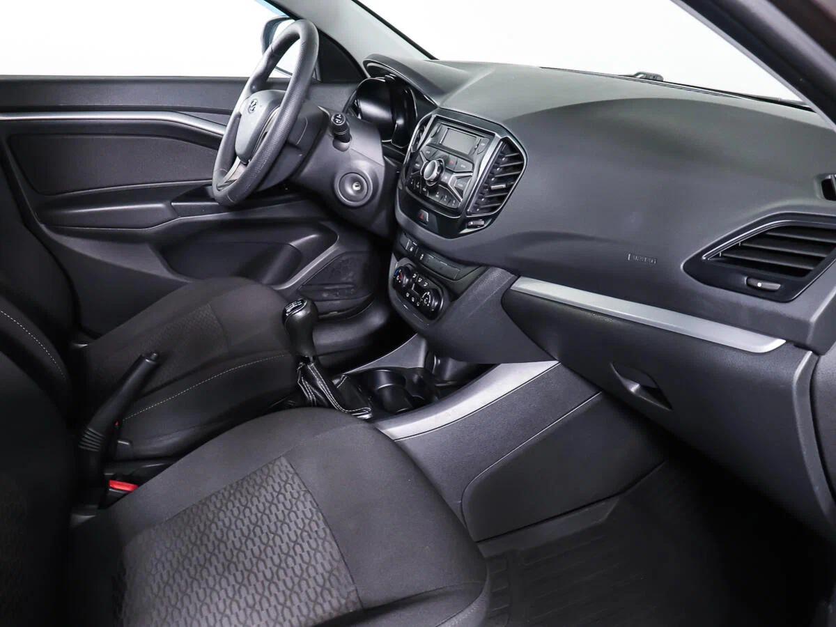LADA (ВАЗ) Vesta 2017, коричневый