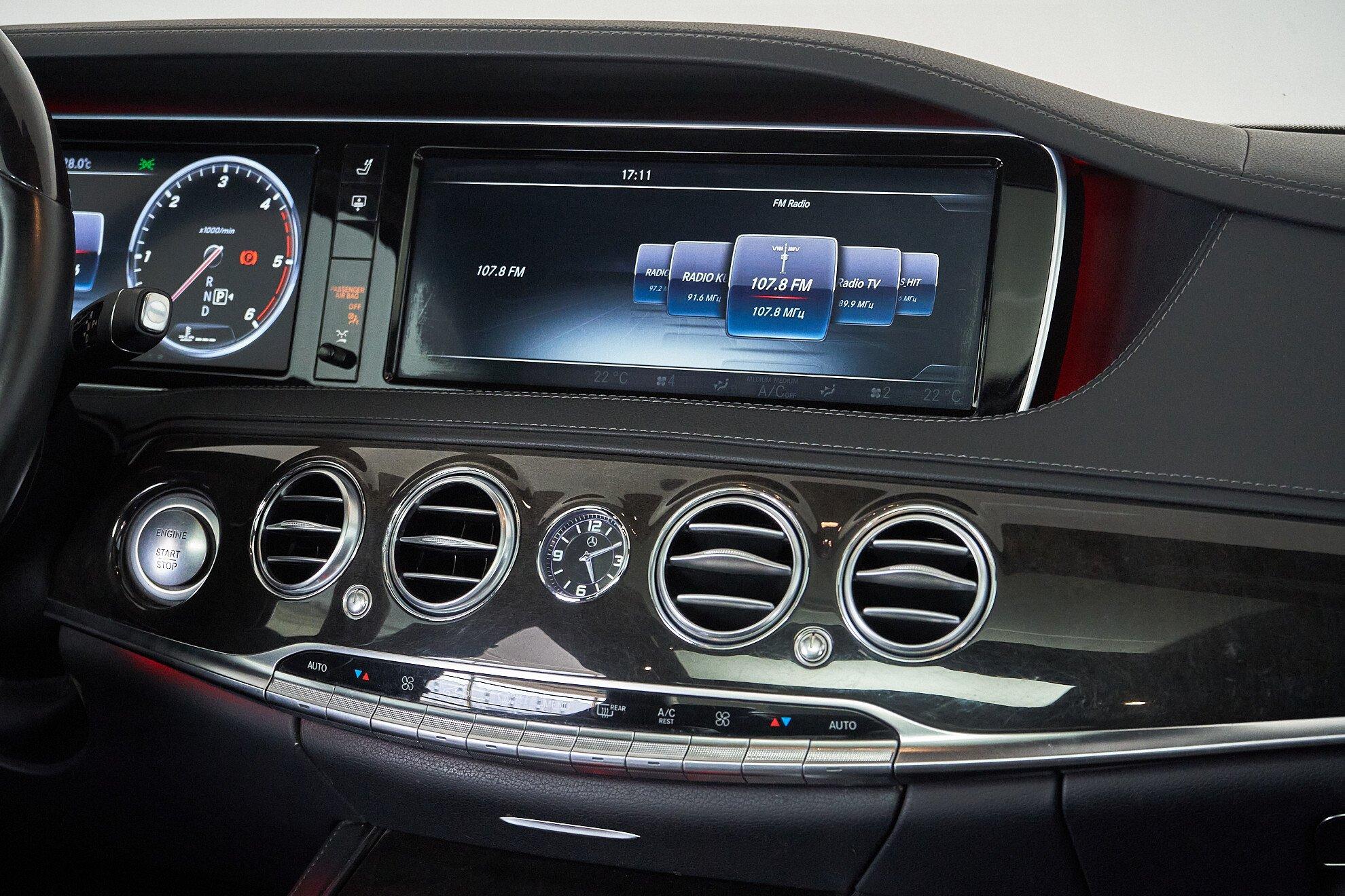 Mercedes-Benz S-Класс 2016, черный