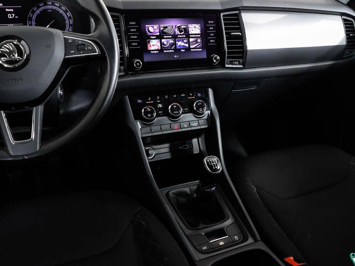 Skoda Kodiaq 2021, коричневый