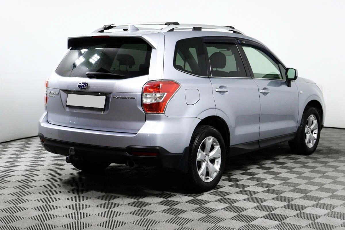 Subaru Forester 2014, серебряный
