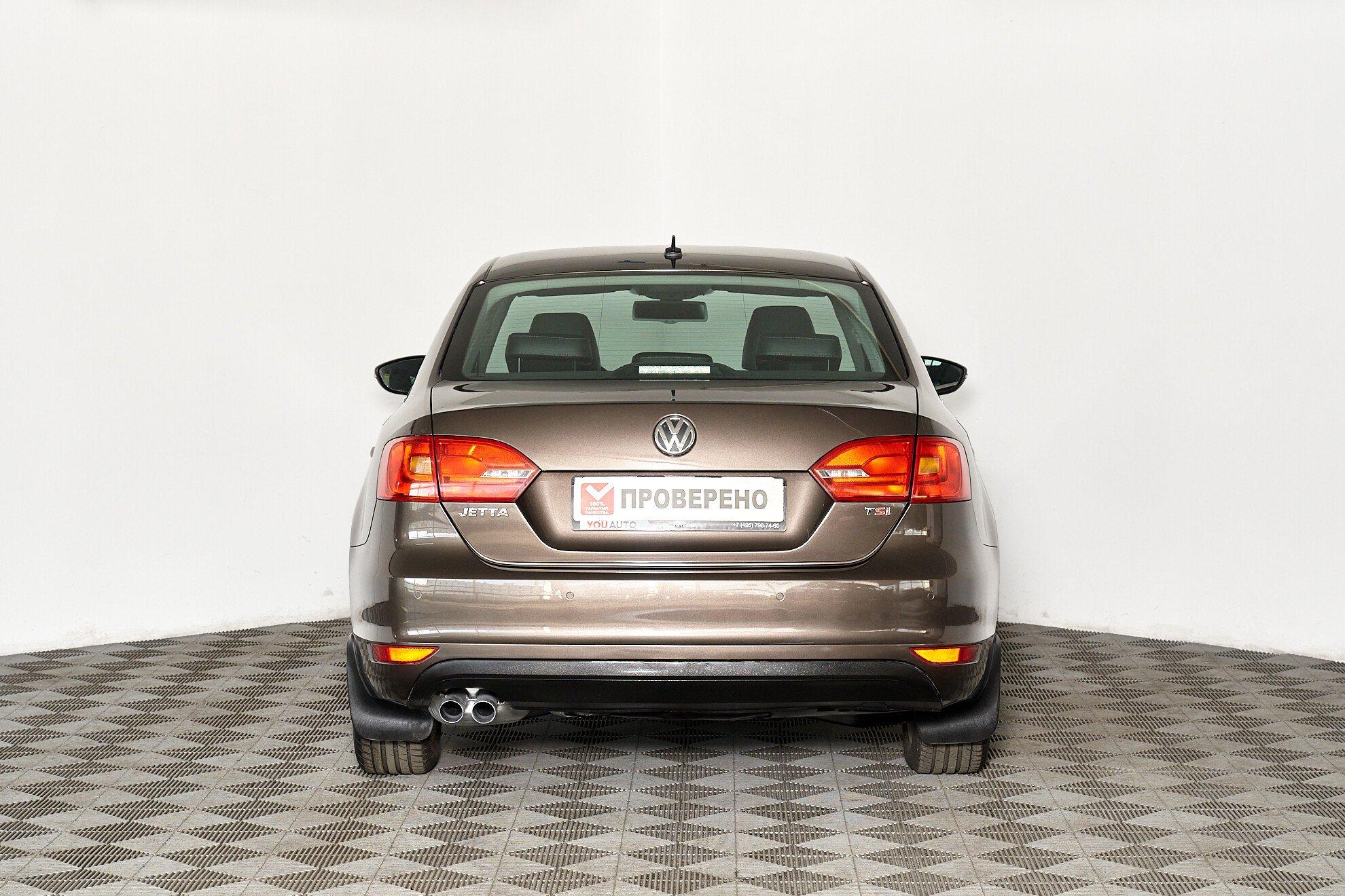 Volkswagen Jetta 2012, коричневый
