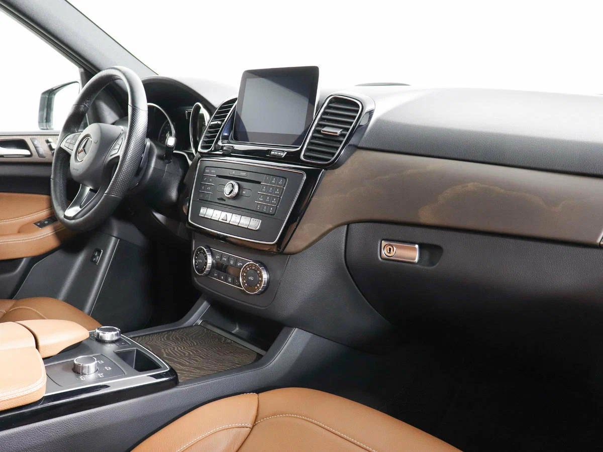 Mercedes-Benz GLE 2017, серый