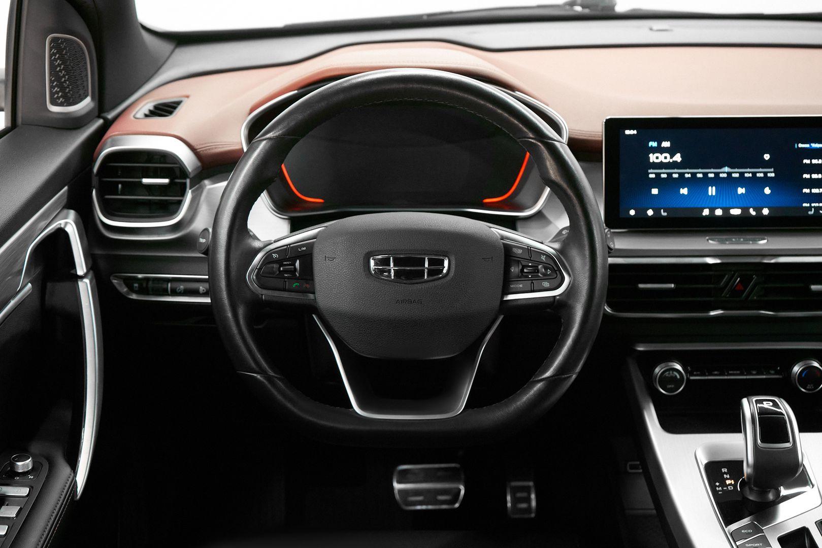 Geely Coolray 2021, серый