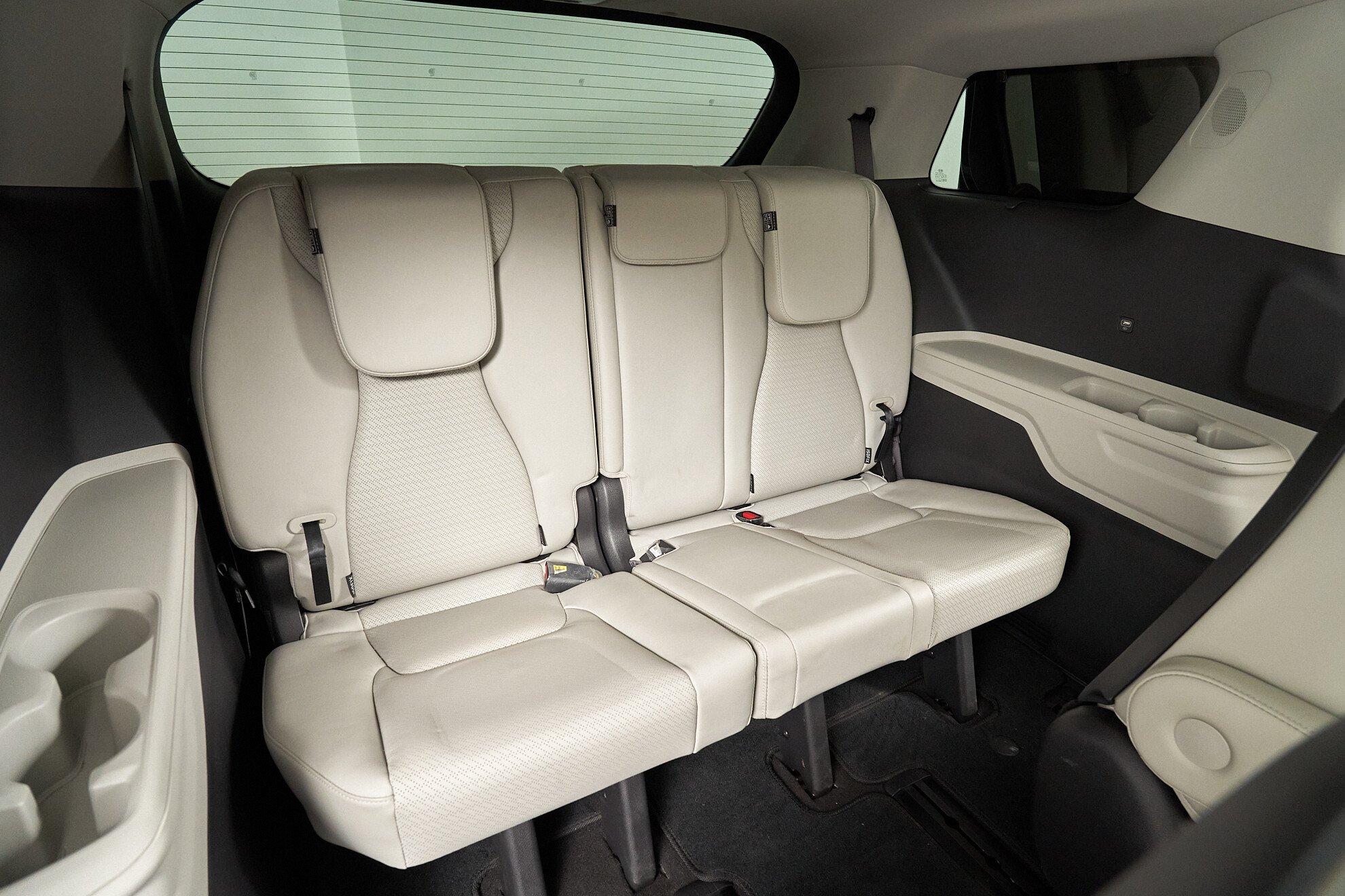 Kia Carnival 2022, черный