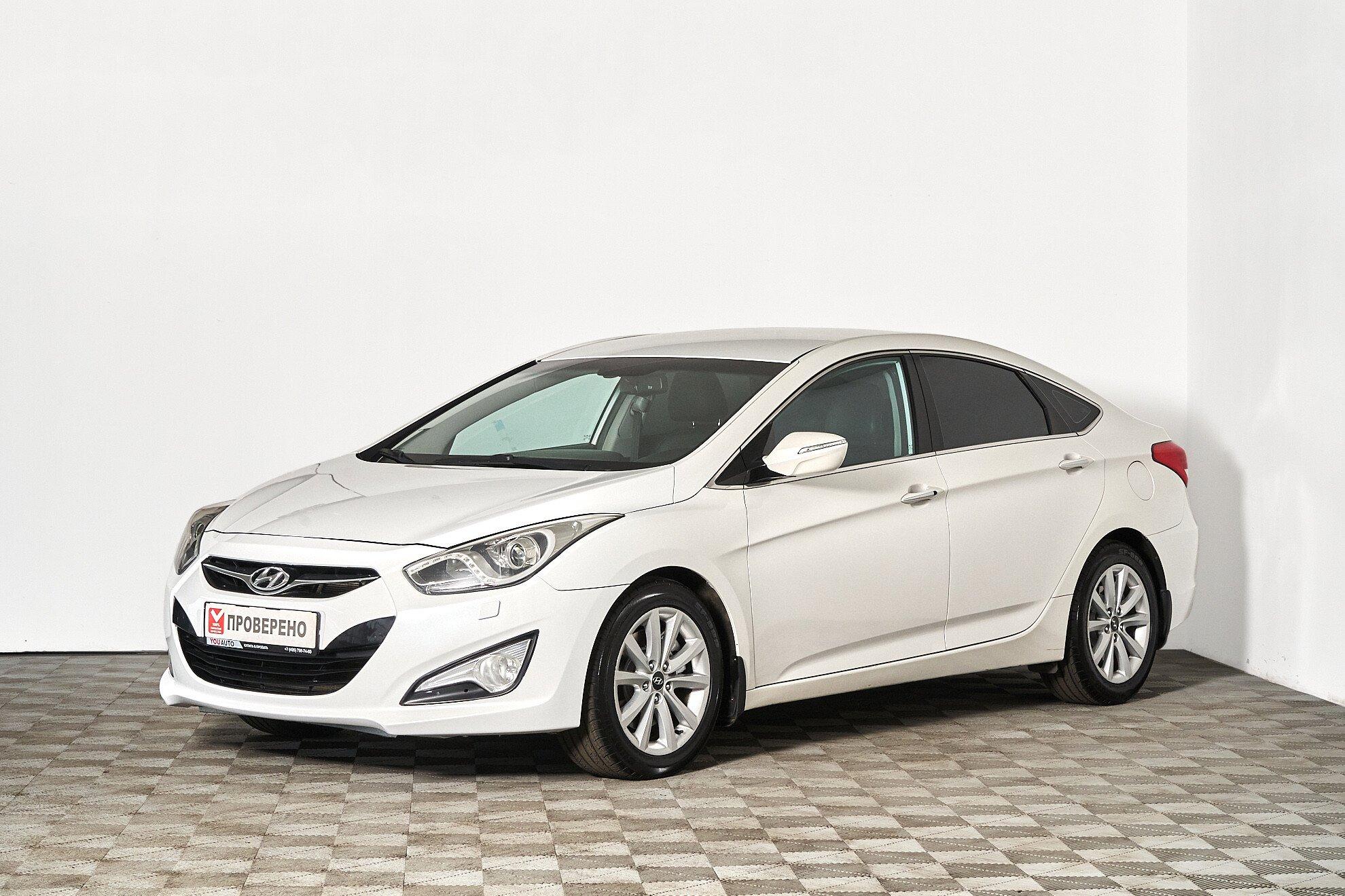 Hyundai i40 2013, белый