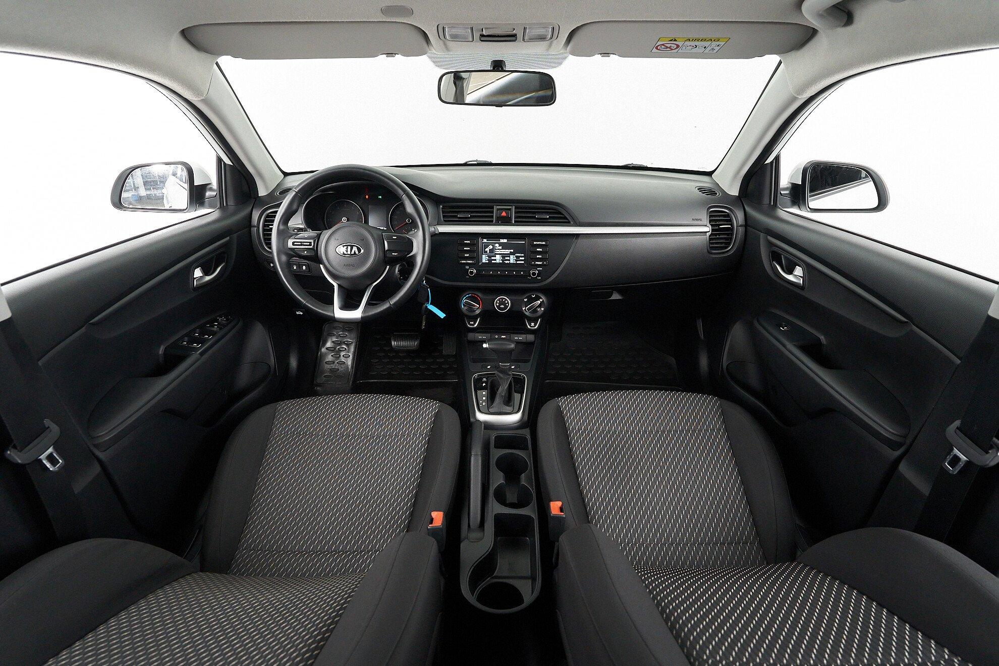 Kia Rio 2019, белый