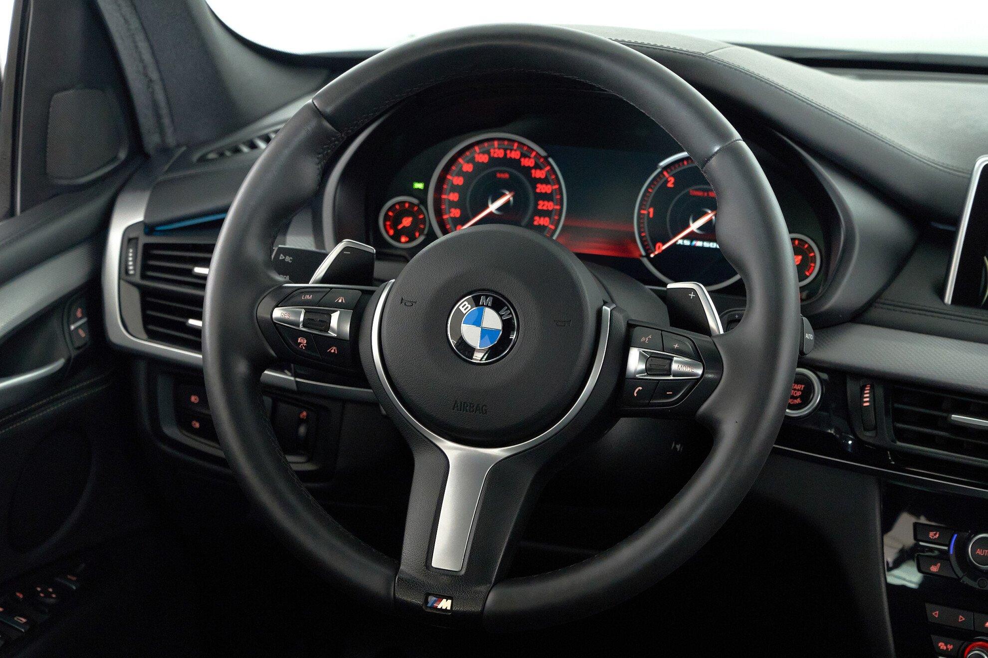 BMW X5 2018, черный