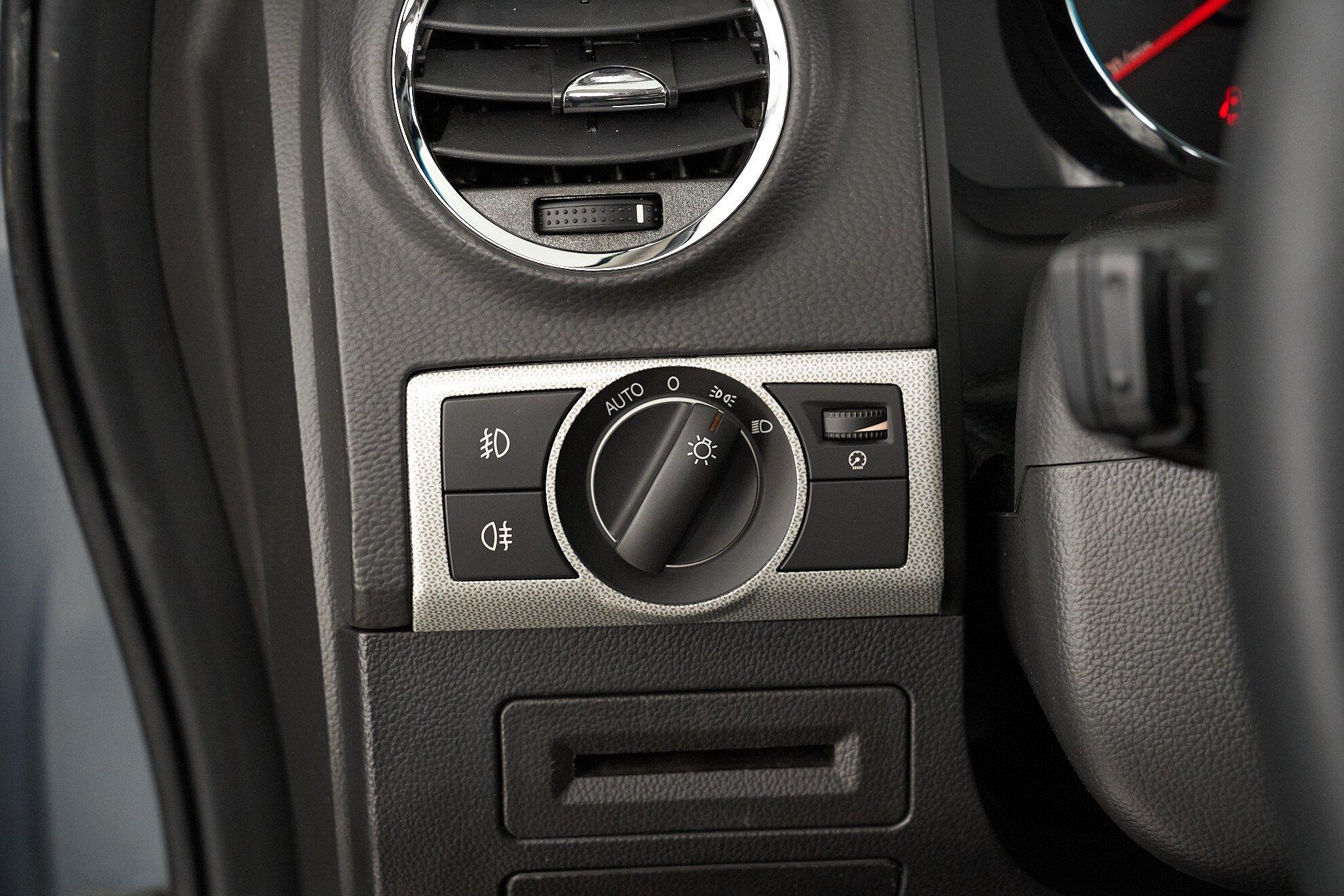 Opel Antara 2013, серый