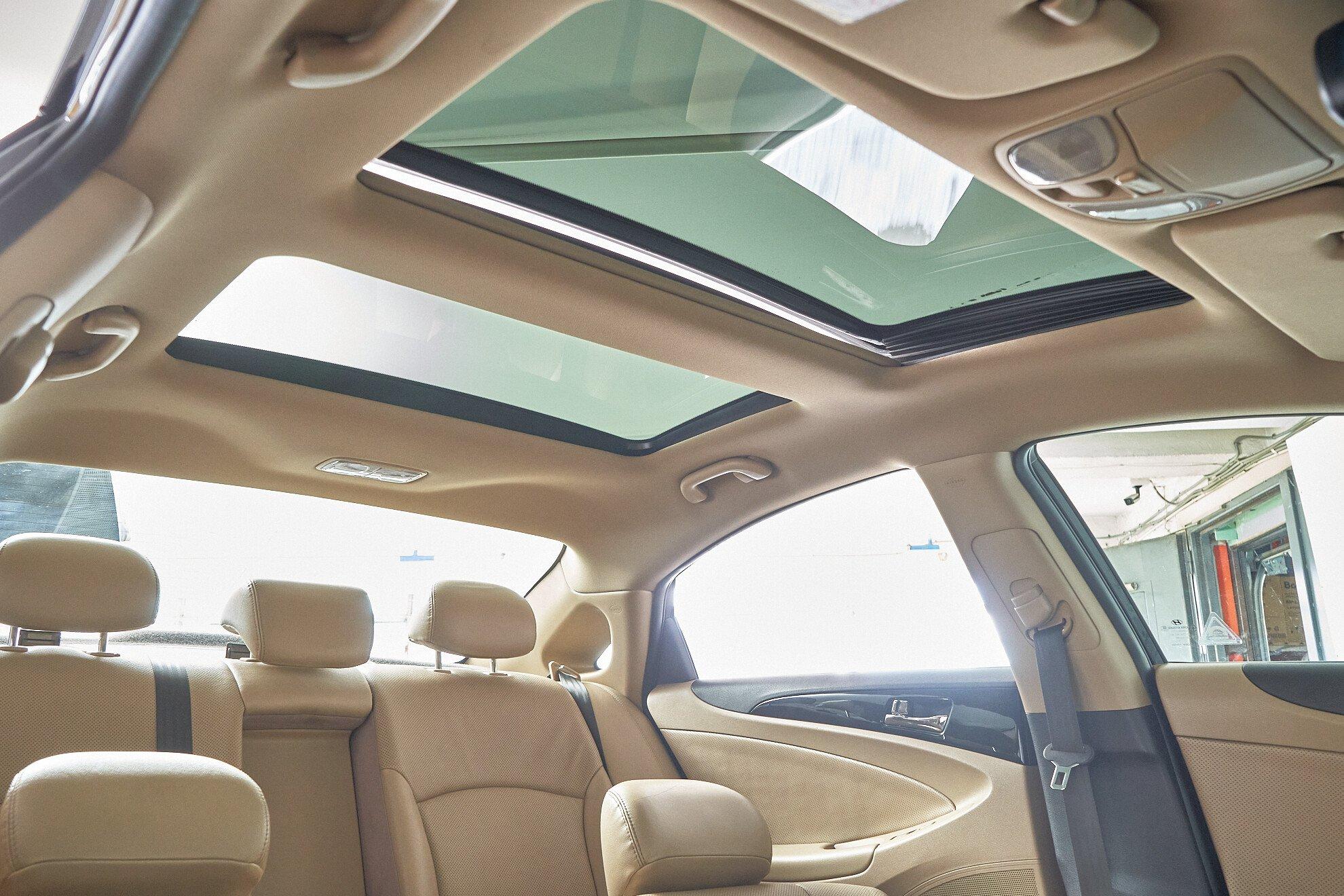 Hyundai Sonata 2012, черный