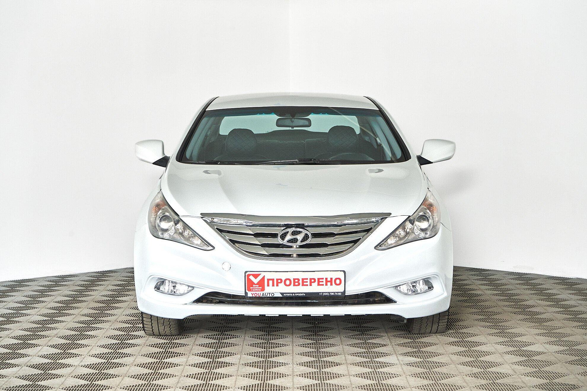 Hyundai Sonata 2012, белый