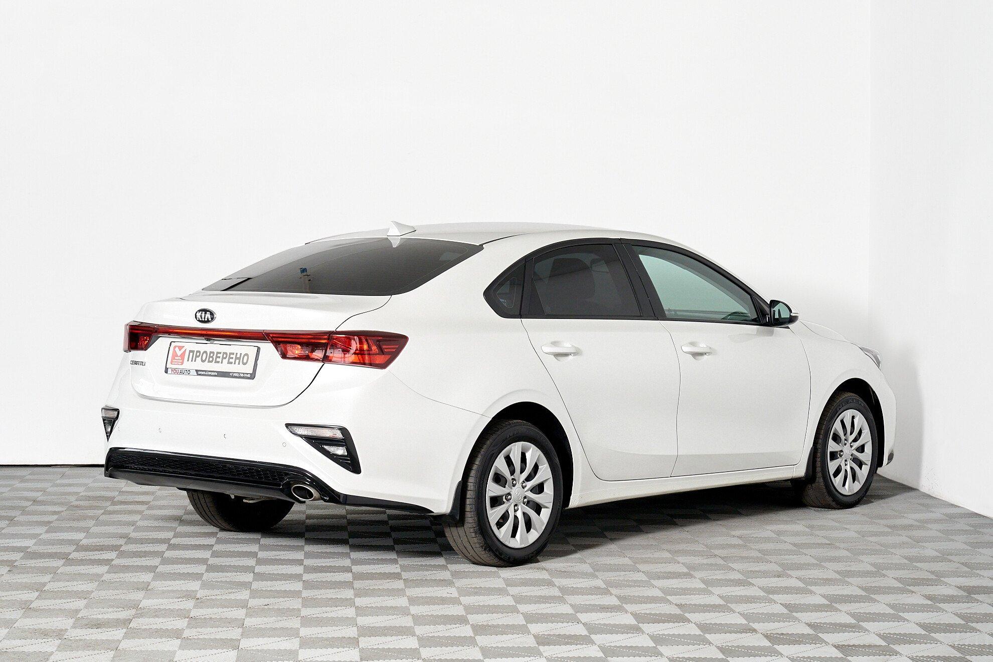 Kia Cerato 2019, белый