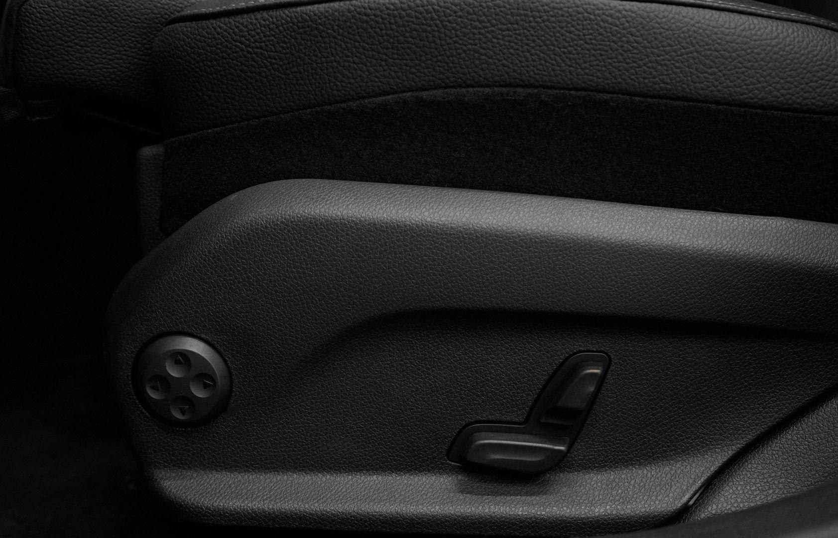 Mercedes-Benz E-Класс 2018, черный