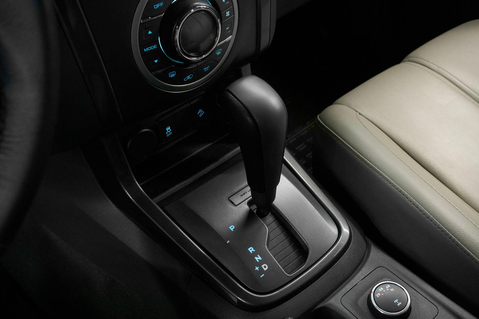 Chevrolet TrailBlazer 2014, черный