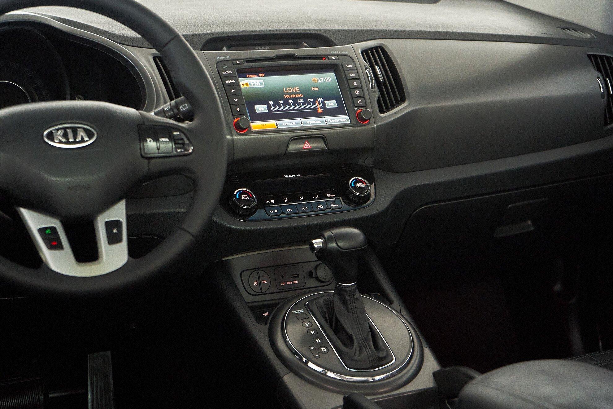 Kia Sportage 2011, черный