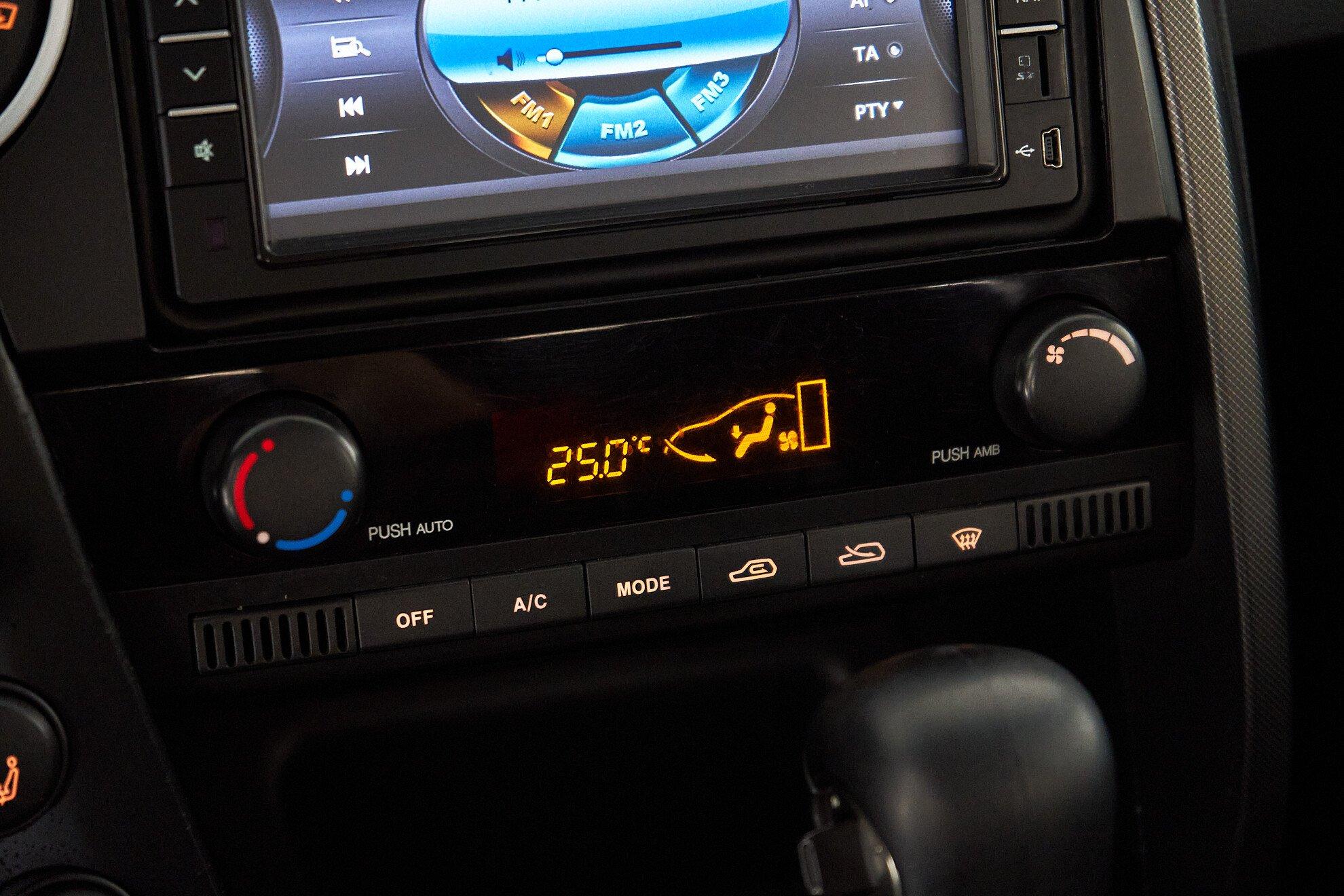 SsangYong Kyron 2012, черный