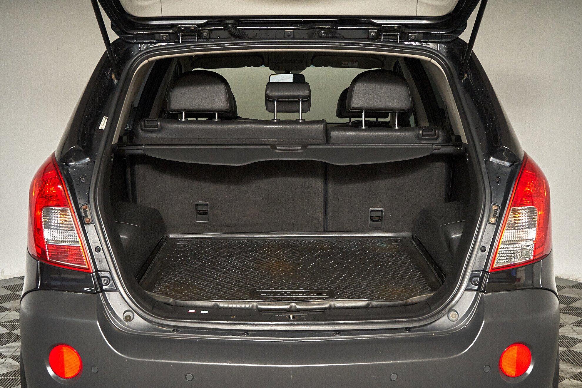 Opel Antara 2014, черный