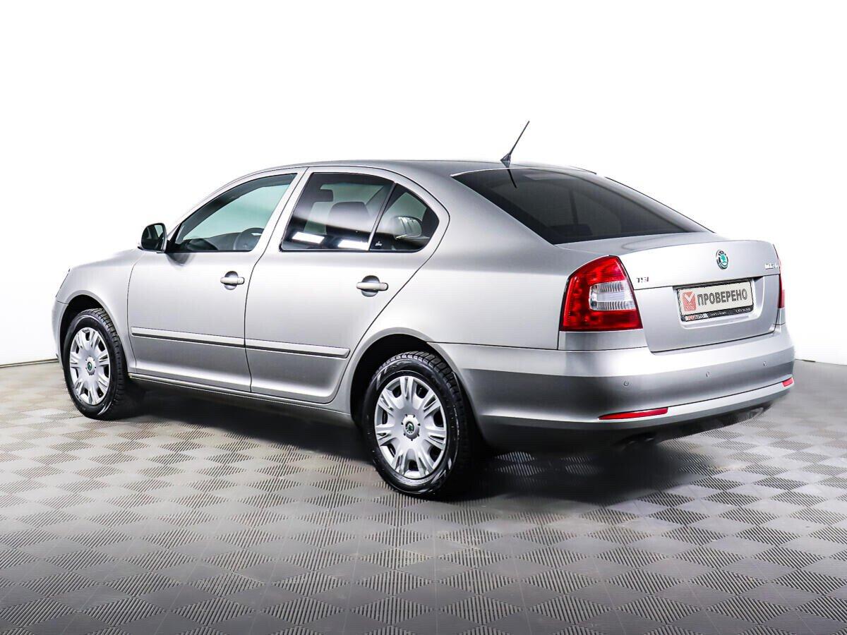 Skoda Octavia 2013, серый