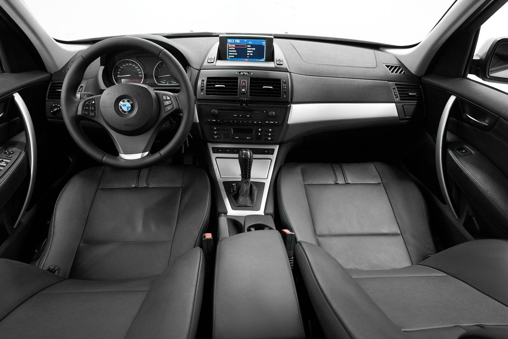 BMW X3 2009, серый
