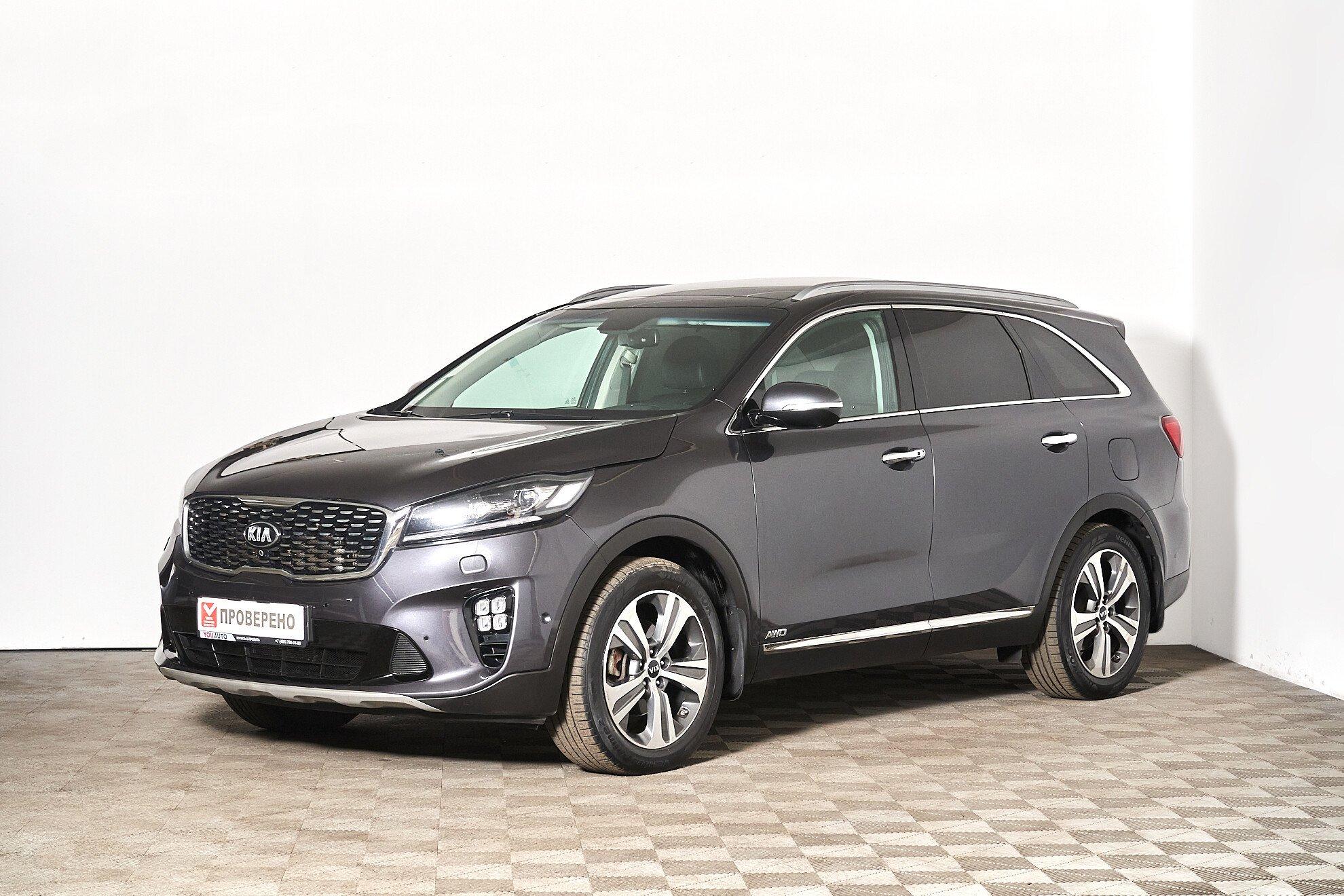 Kia Sorento 2019, серый