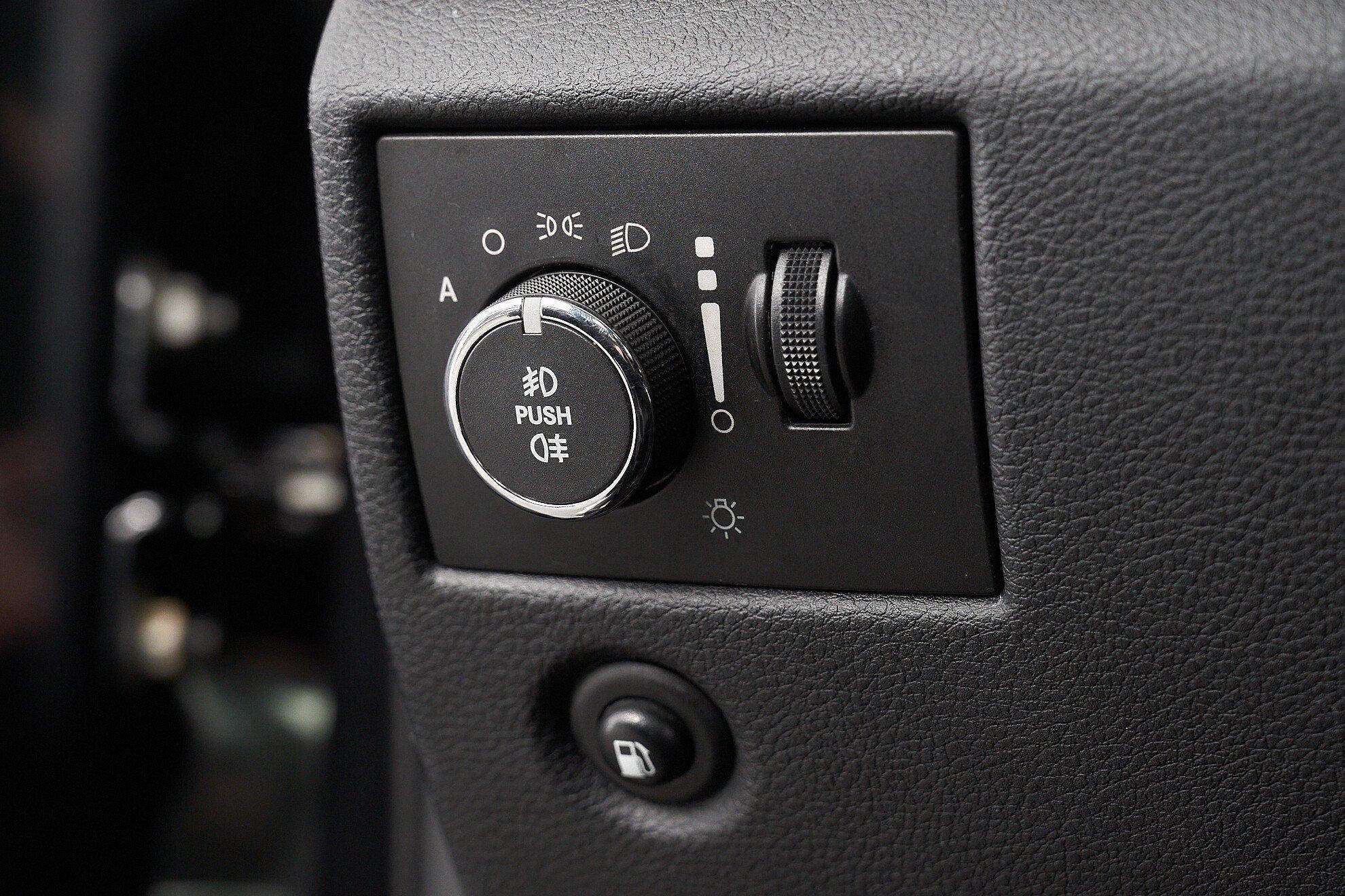 Jeep Grand Cherokee 2010, черный