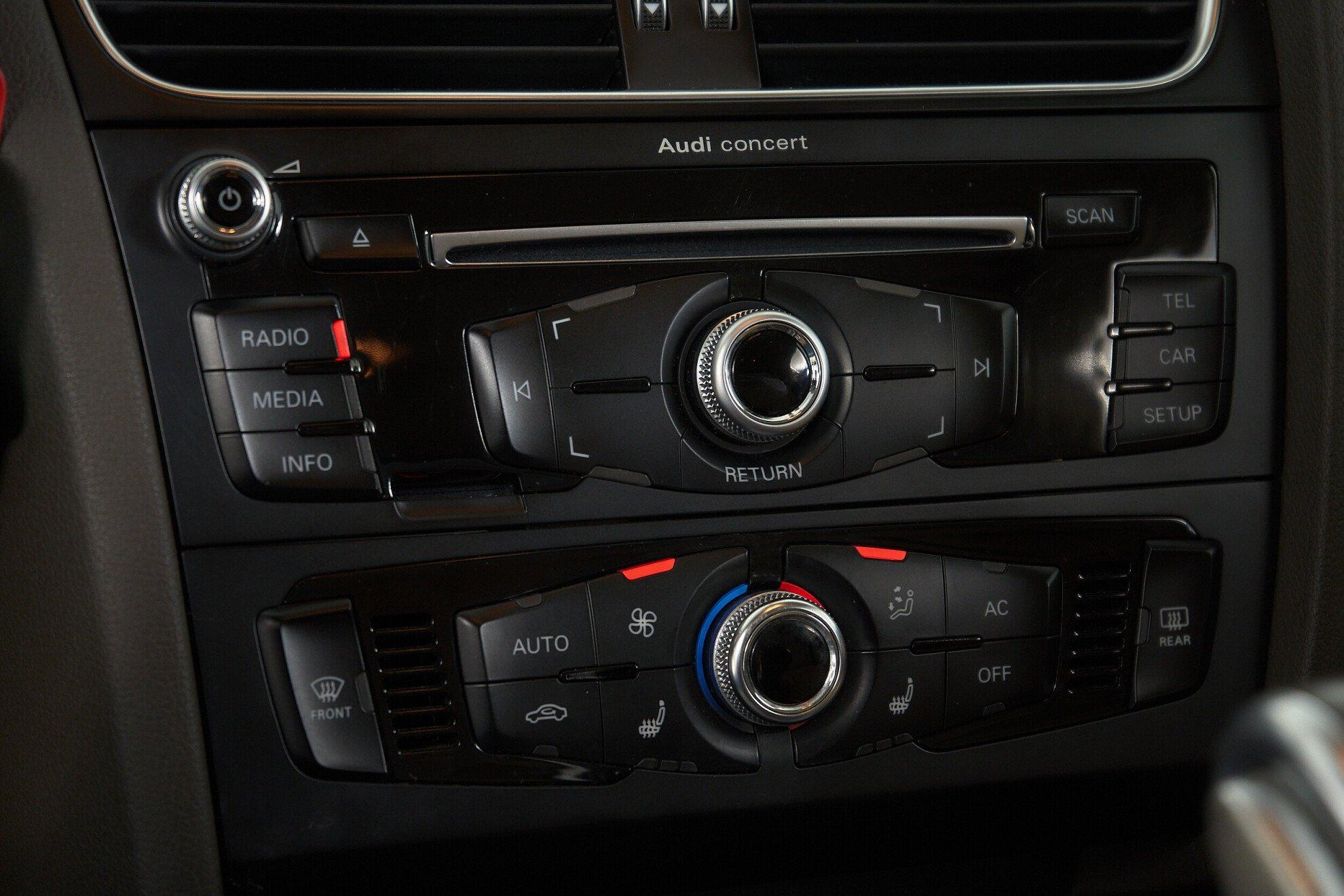 Audi A5 2013, белый
