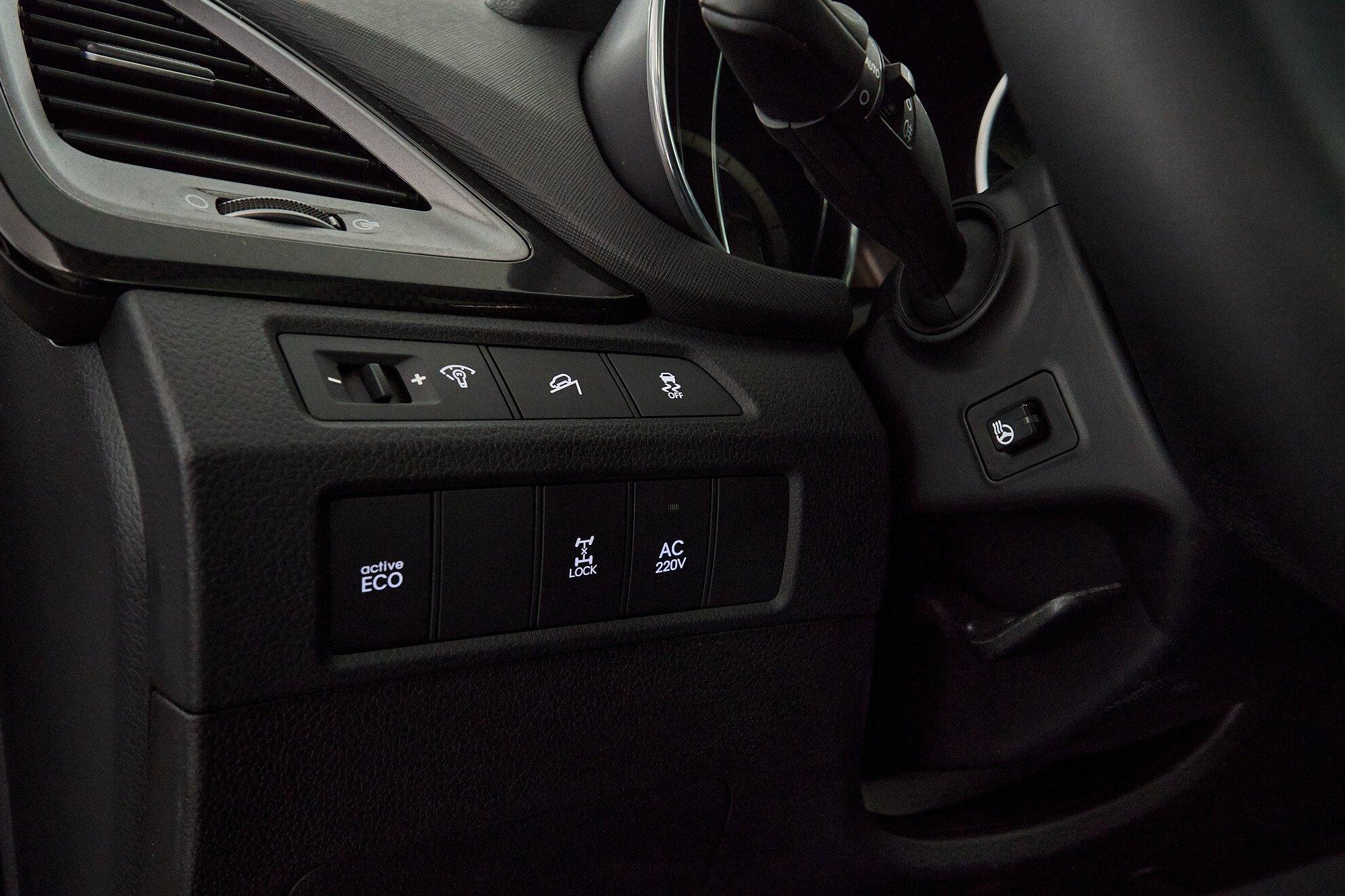 Hyundai Santa Fe 2013, белый