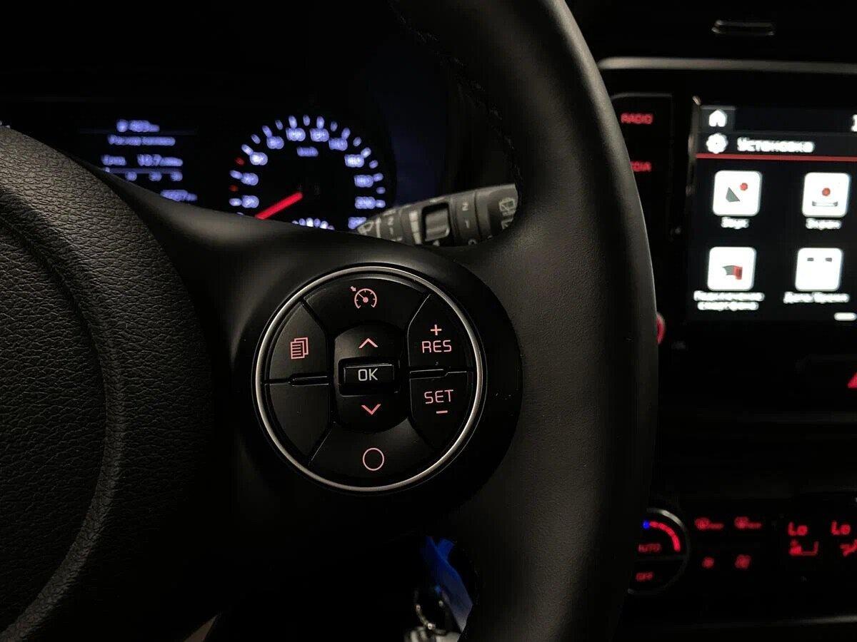 Kia Soul 2022, белый