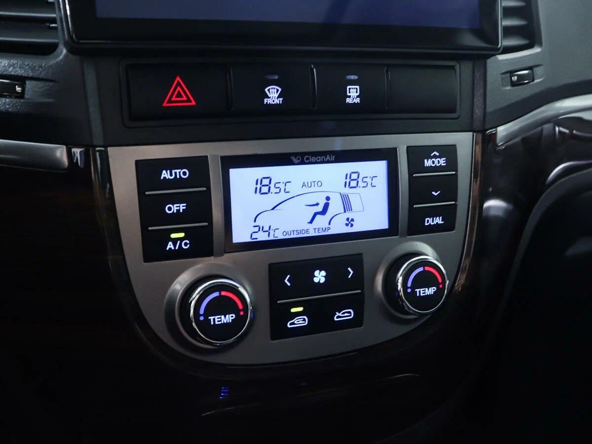 Hyundai Santa Fe 2012, серый