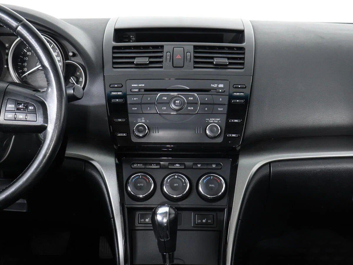 Mazda 6 2010, серый