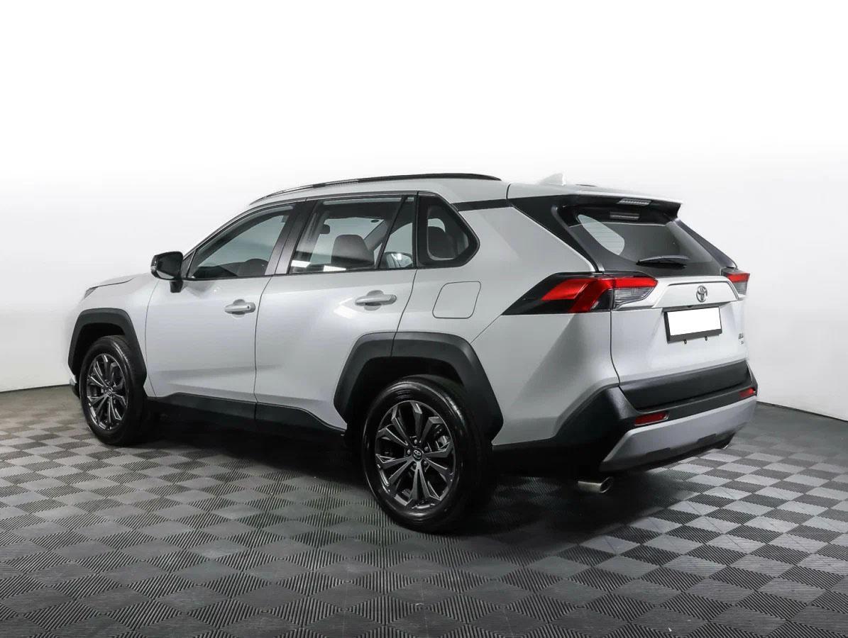 Toyota RAV4 2025, белый