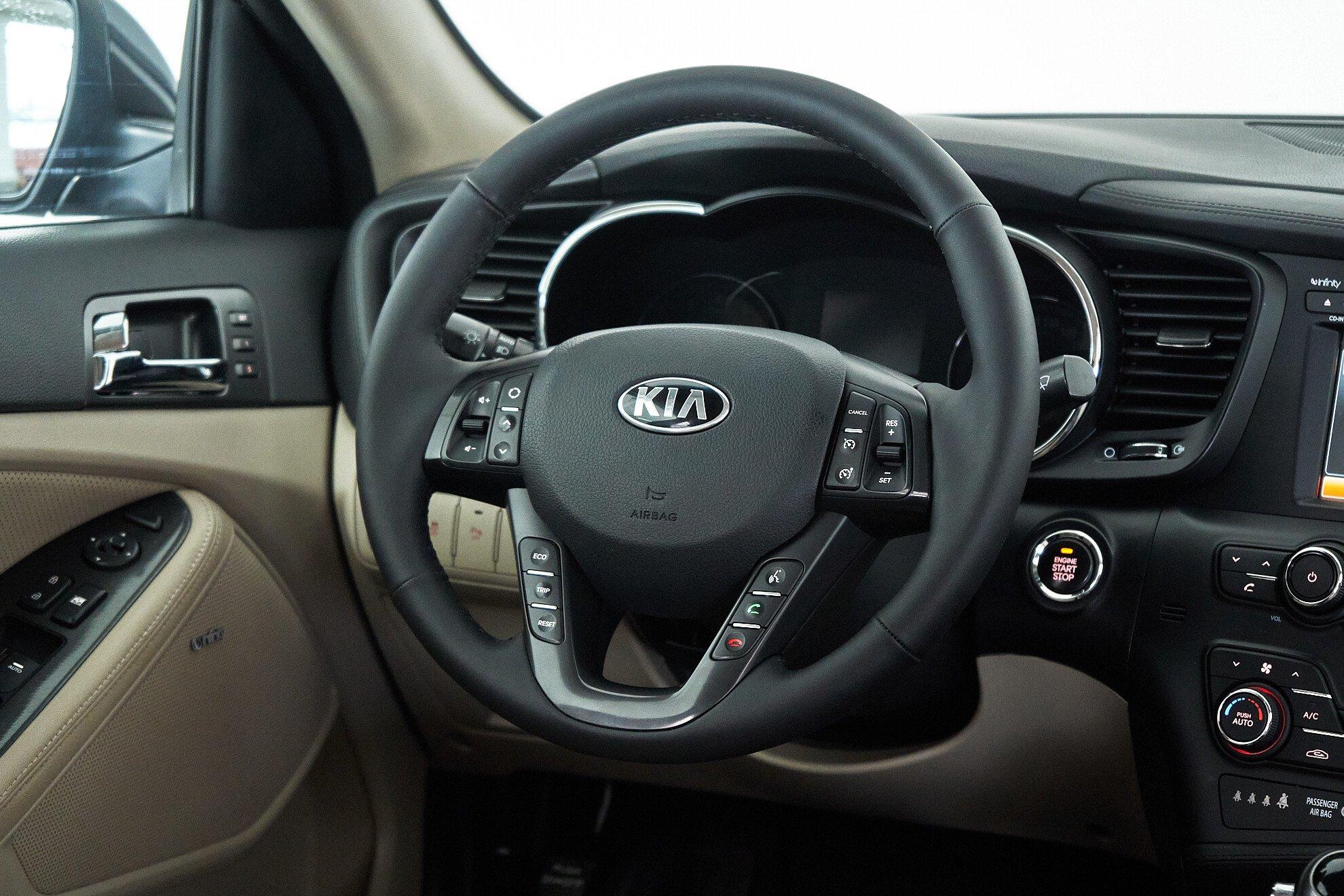Kia Optima 2013, серый