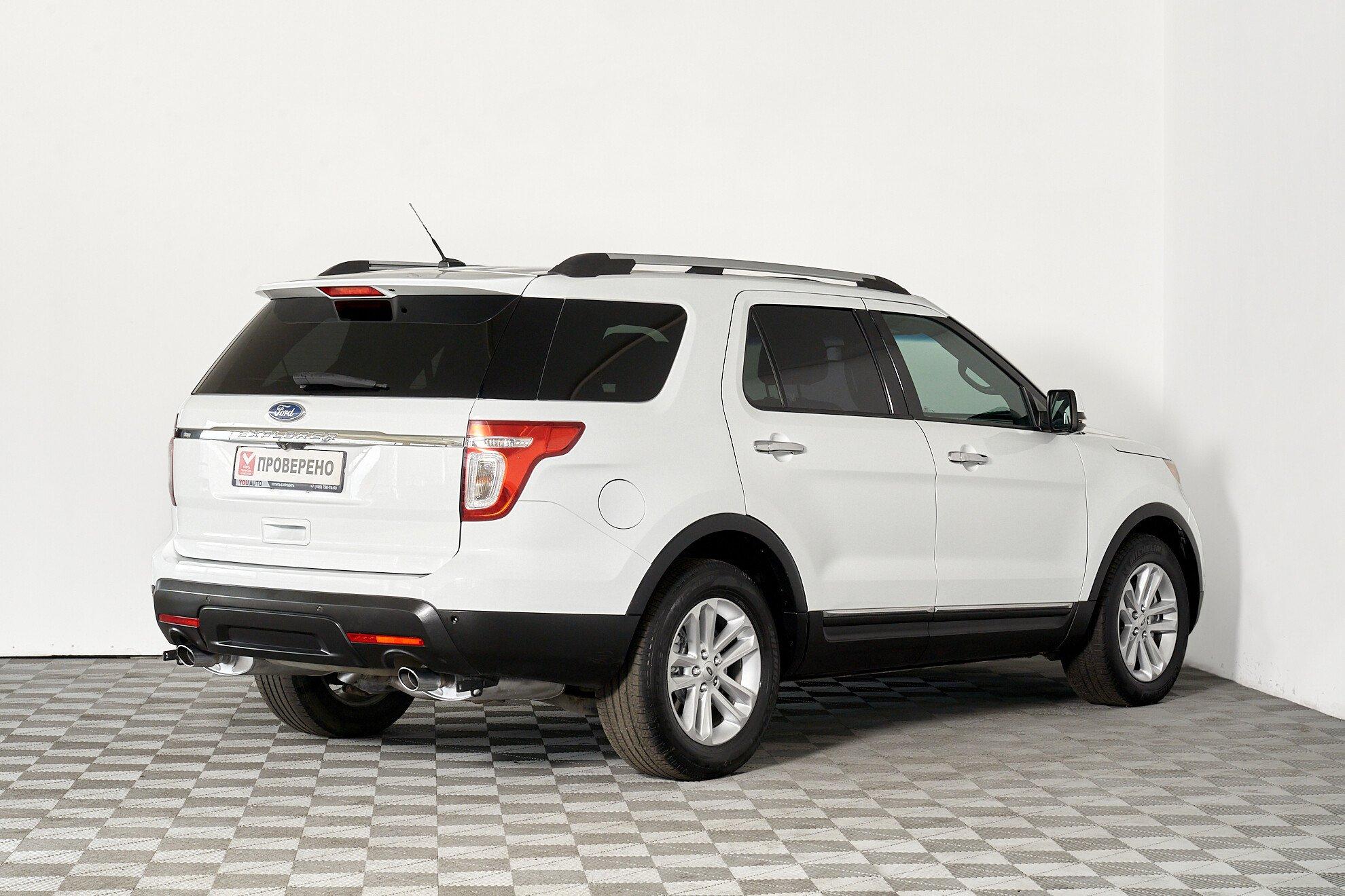 Ford Explorer 2013, белый