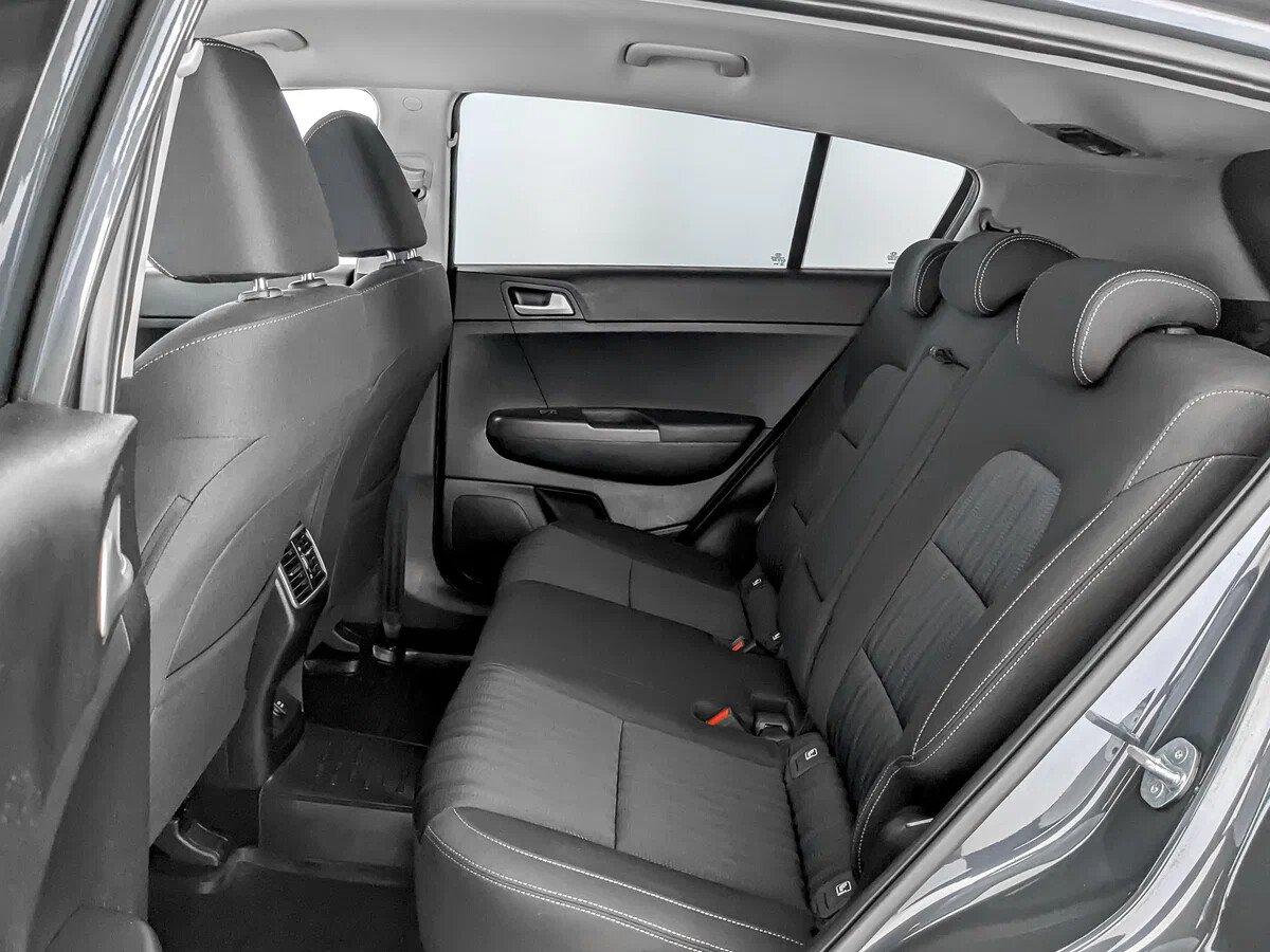 Kia Sportage 2021, черный