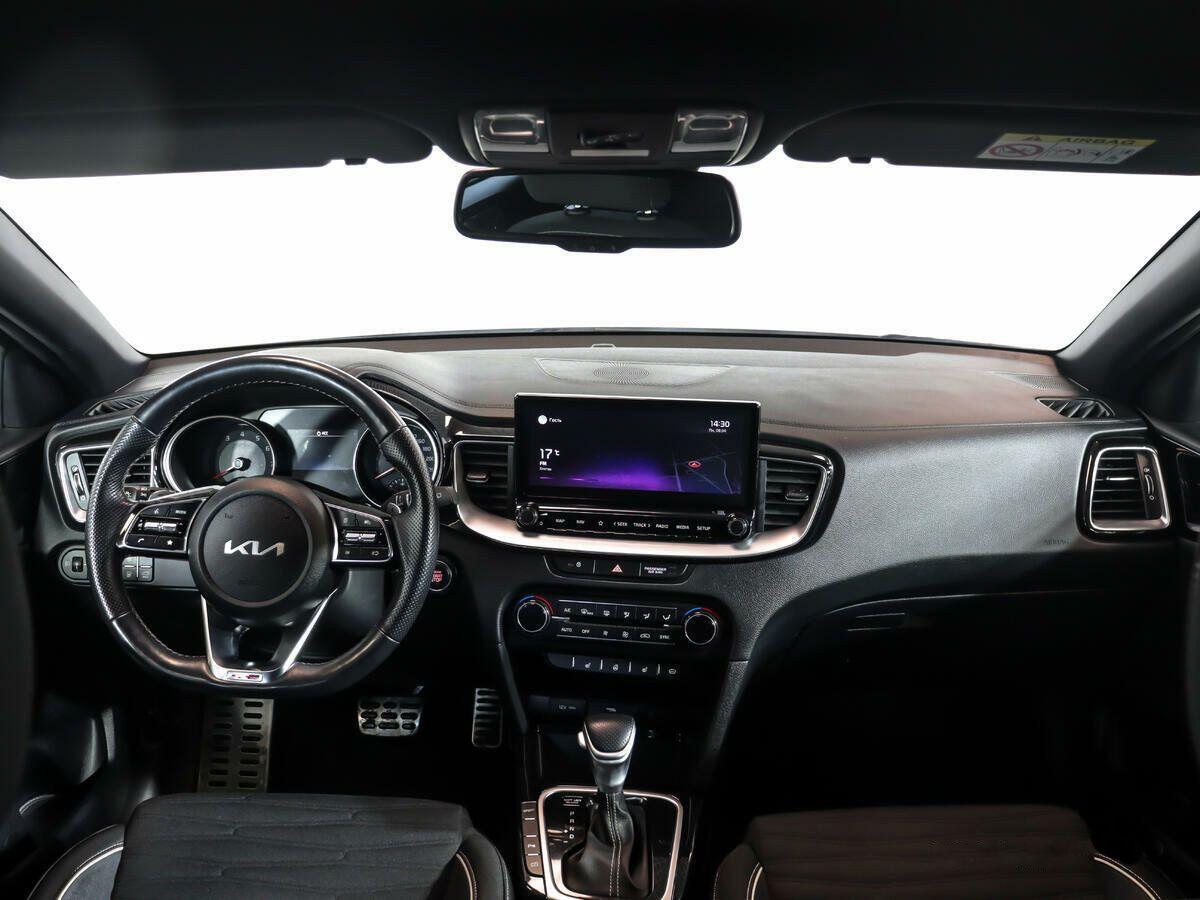 Kia Ceed 2023, белый