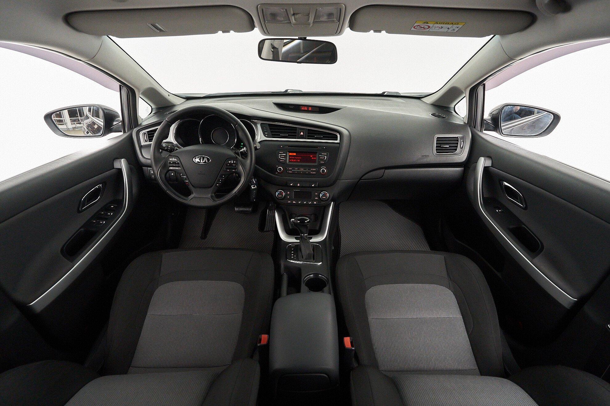 Kia Ceed 2017, серый