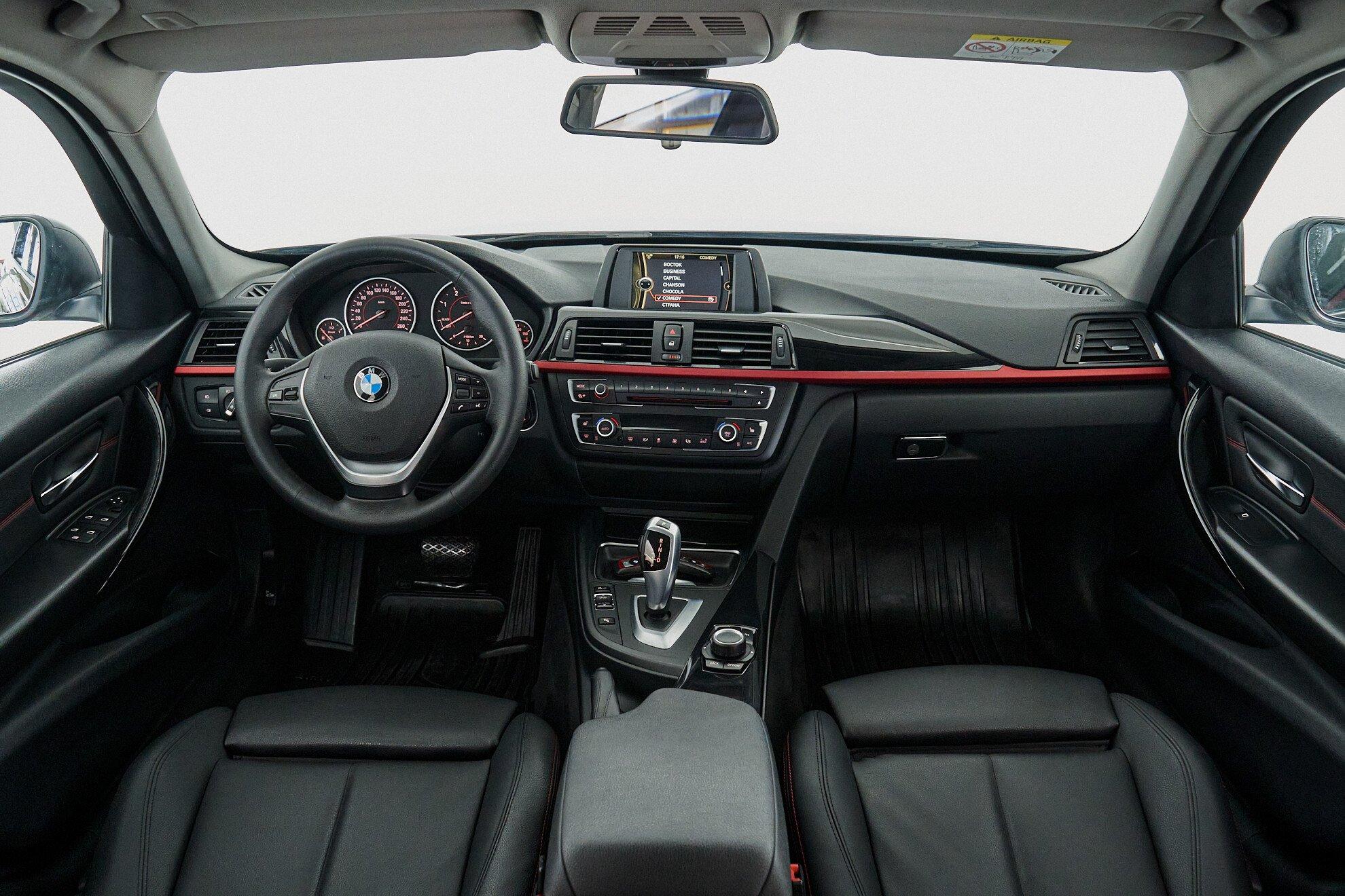 BMW 3 серии 2013, синий