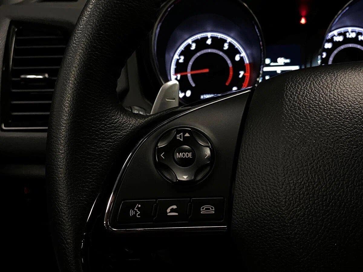 Mitsubishi ASX 2020, белый