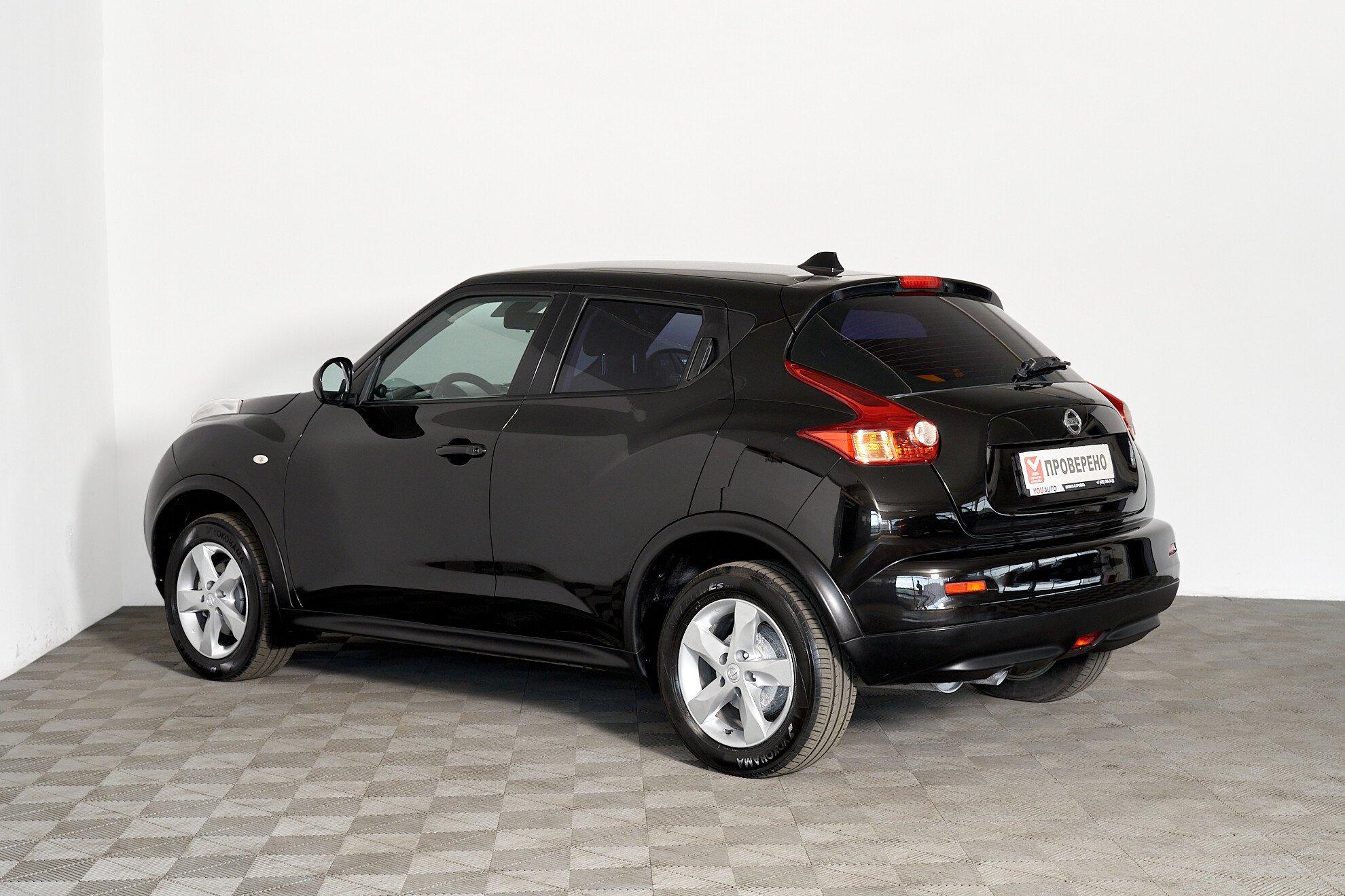Nissan Juke 2013, черный
