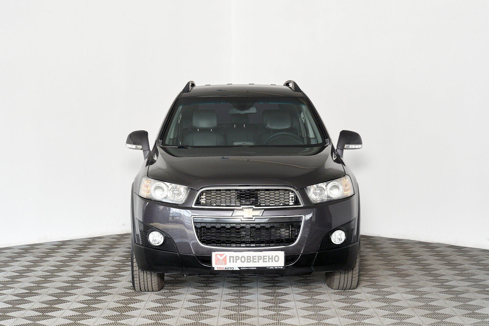 Chevrolet Captiva 2013, серый