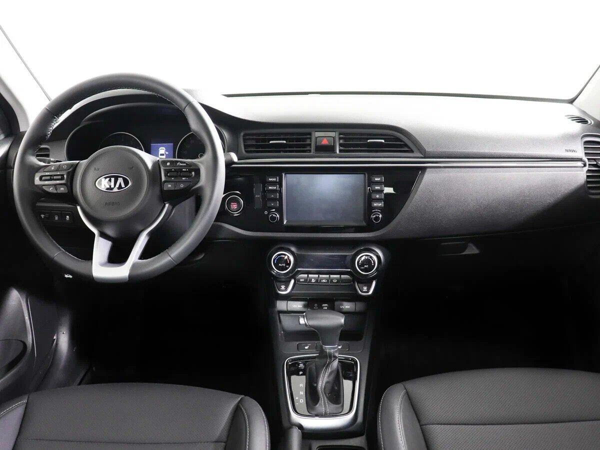 Kia Rio 2020, серый
